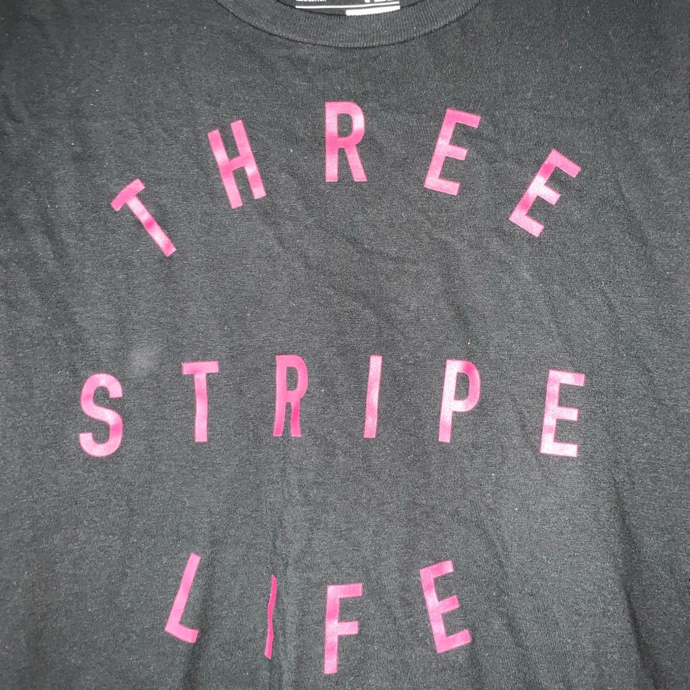 COPY - 4/$20🌺 adidas shirt